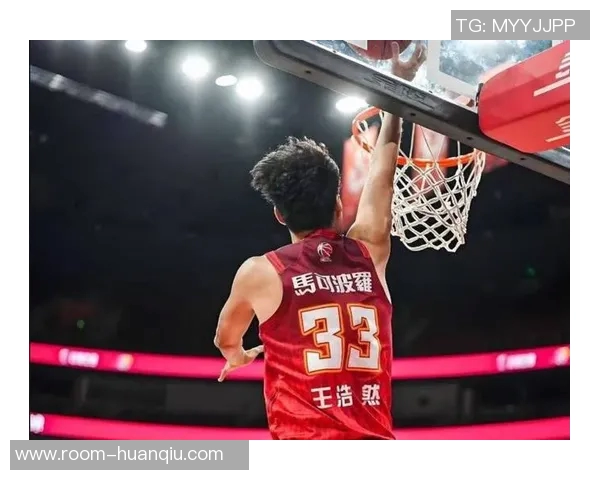 王浩然谈现代篮球风格强调快速反击与高效得分40分钟赛制提升比赛观赏性